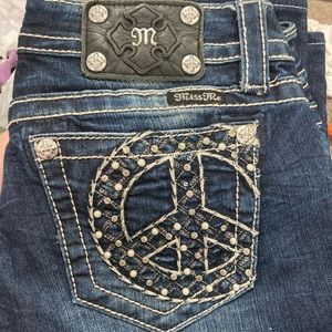 BRAND NEW miss me jeans size 29 inseam 34